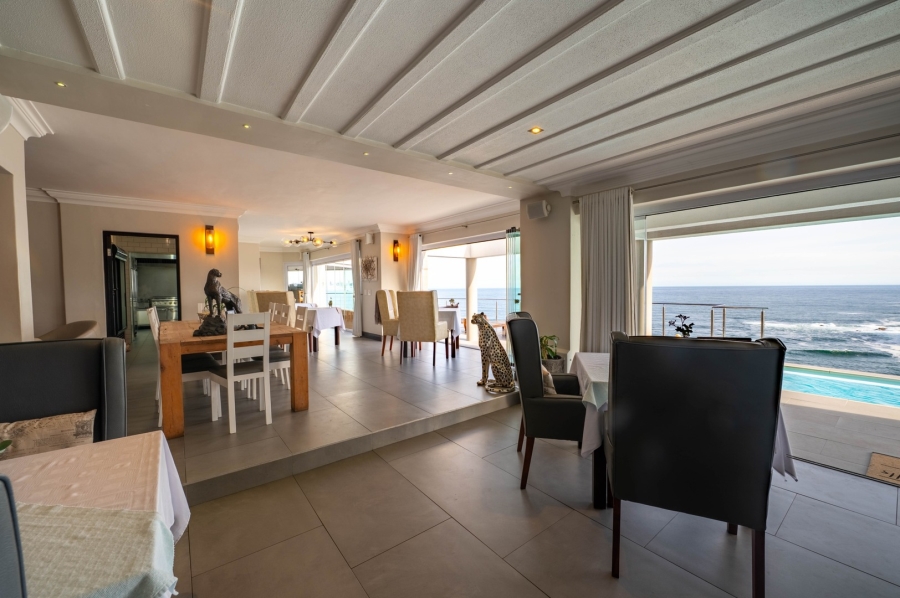 9 Bedroom Property for Sale in The Heads Western Cape